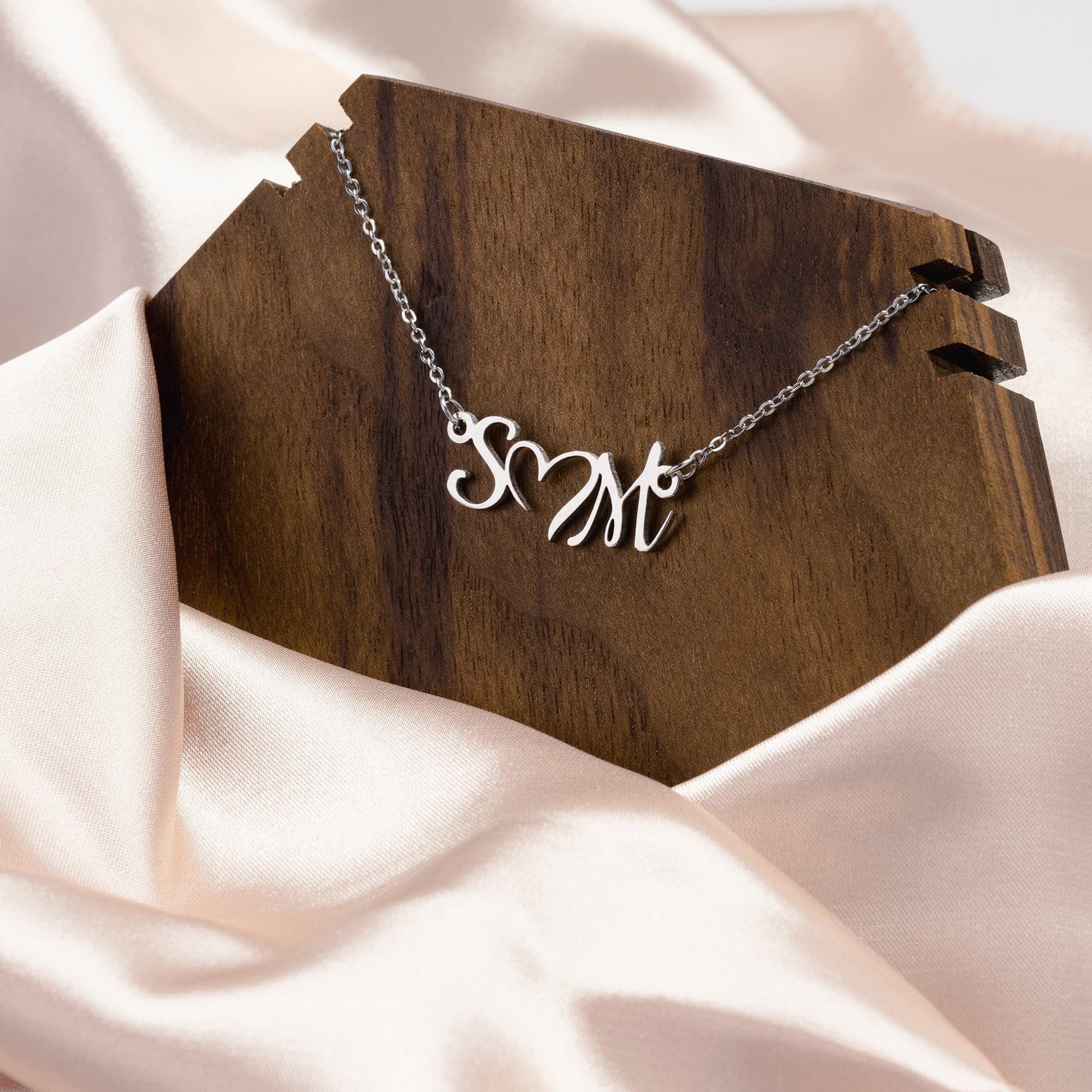 initial and heart necklace - The muggin shop